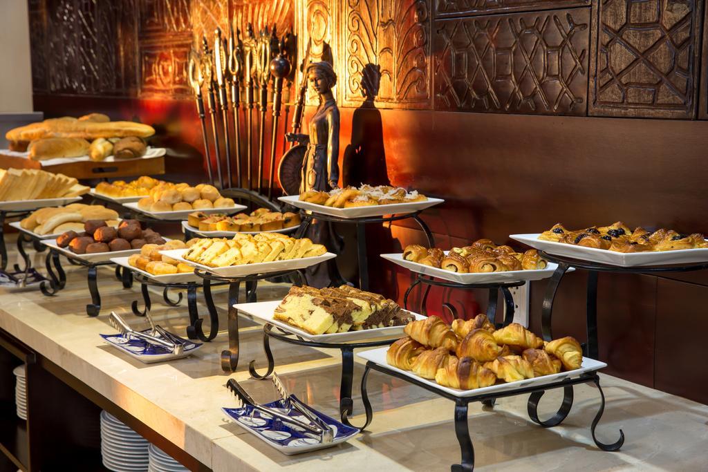 Golden Sand Resort And Spa Hoi An Bagian luar foto