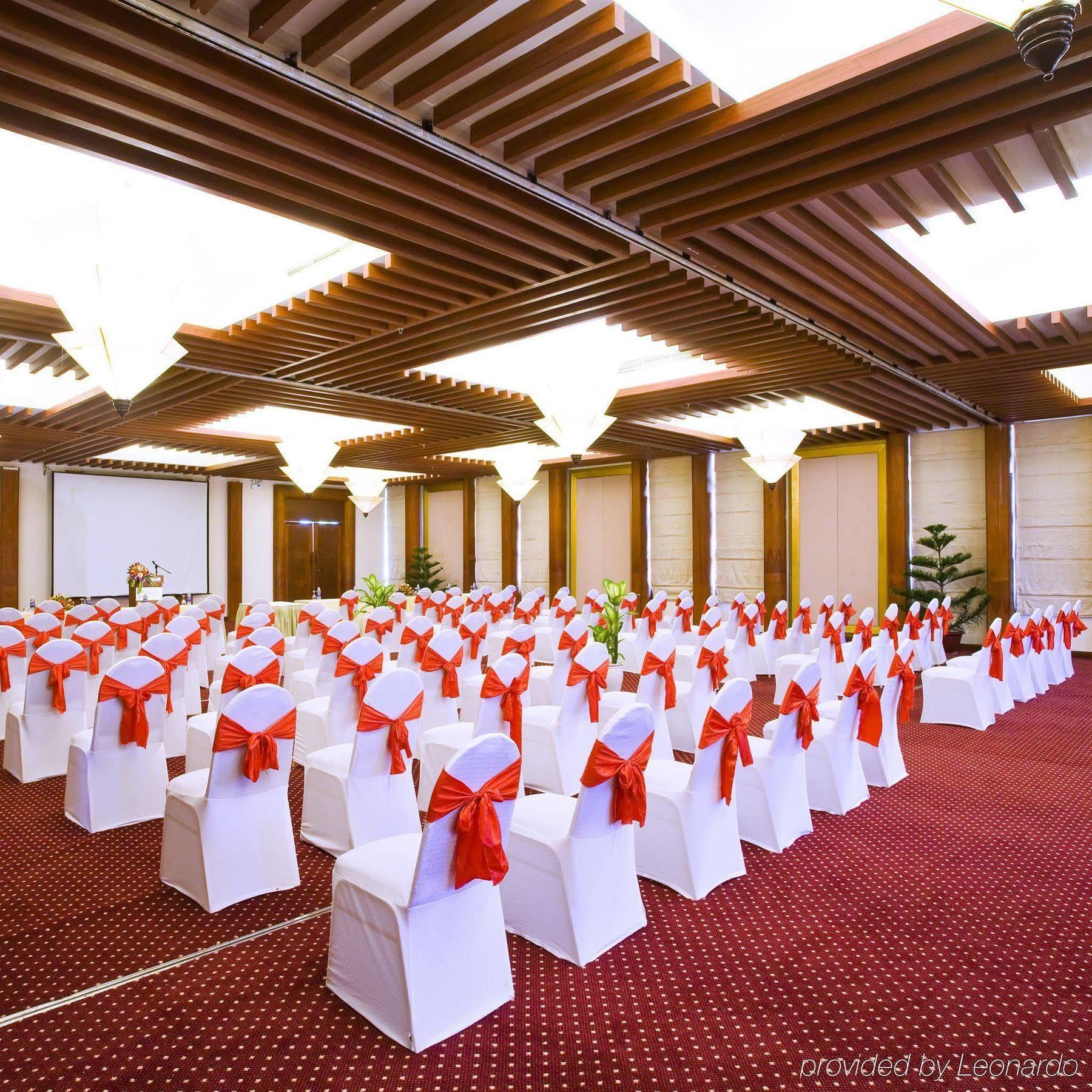 Golden Sand Resort And Spa Hoi An Bagian luar foto